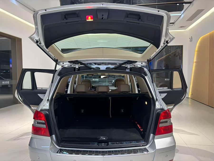 Mercedes-Benz GLK Class (Imported) 2011 immagine di auto #18