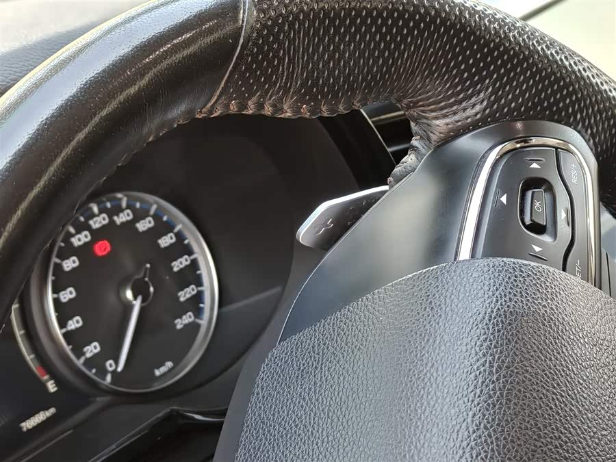 GAC Trumpchi GS7 2018 car image #18