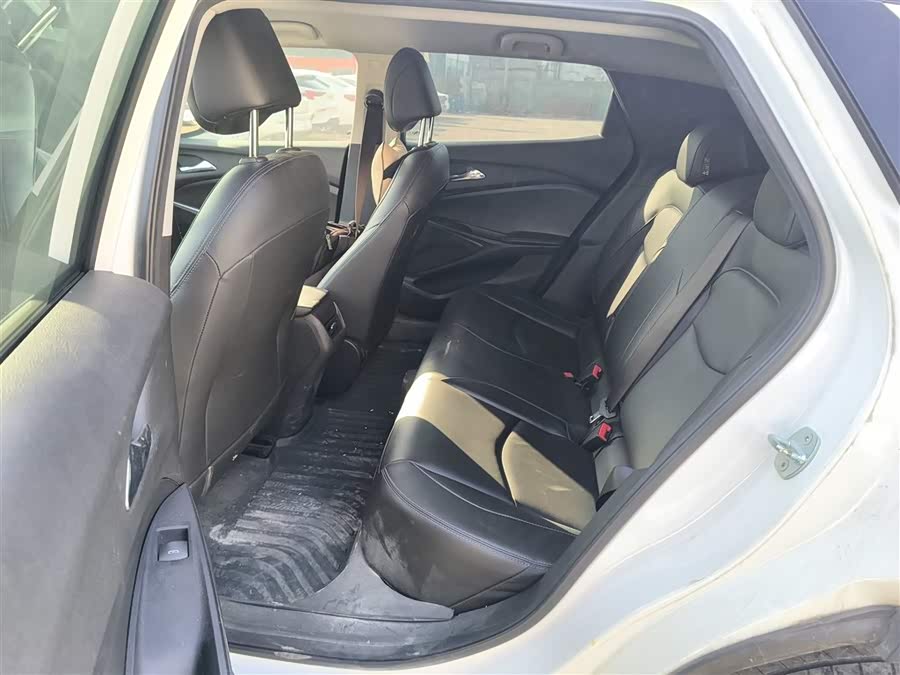 Chevrolet Charm 2023 car image #18