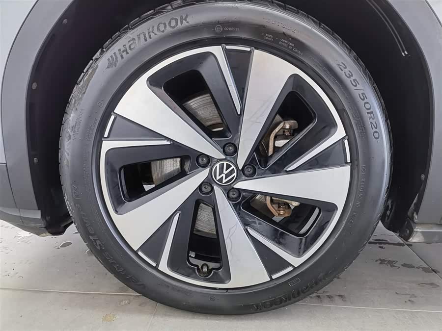 Volkswagen ID.6 X 2021 car image #18