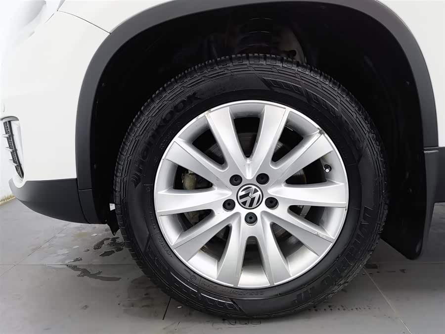 Volkswagen Tiguan 2016 car image #18