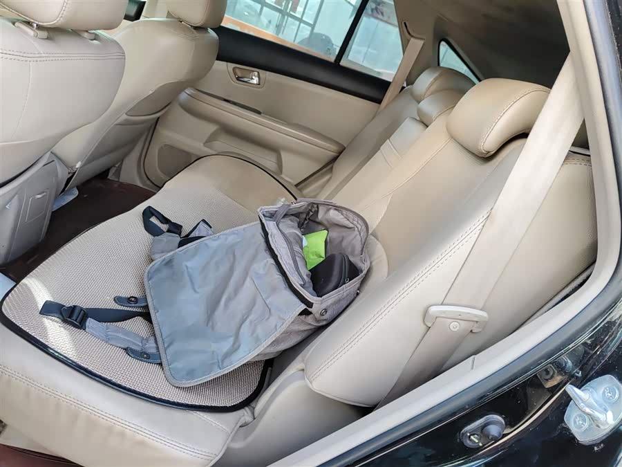 BYD S6 2014 #18 BYD S6 2014 car image #18