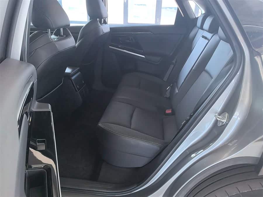 Toyota bZ4X 2022 immagine di auto #18