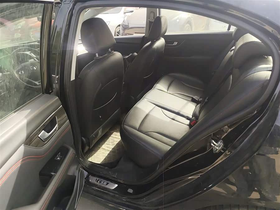 Great Wall C50 2015 #18 Great Wall C50 2015 car image #18