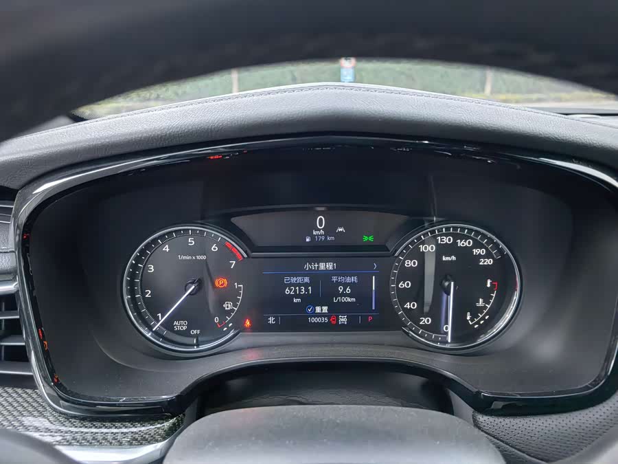 2021 car image #18