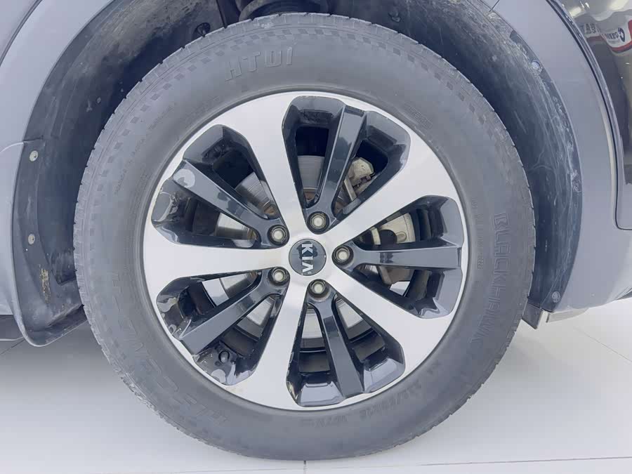 Kia Sorento 2016 изображение автомобиля #18