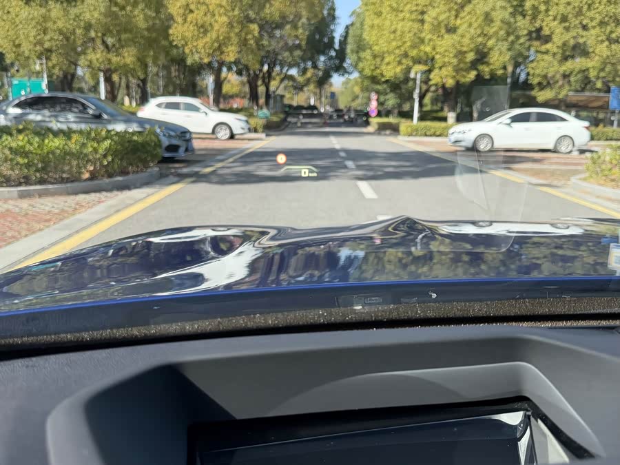 BMW M5 2018 car image #18