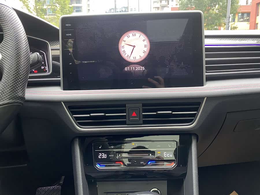 Volkswagen Tiguan L New Energy 2023 изображение автомобиля #18