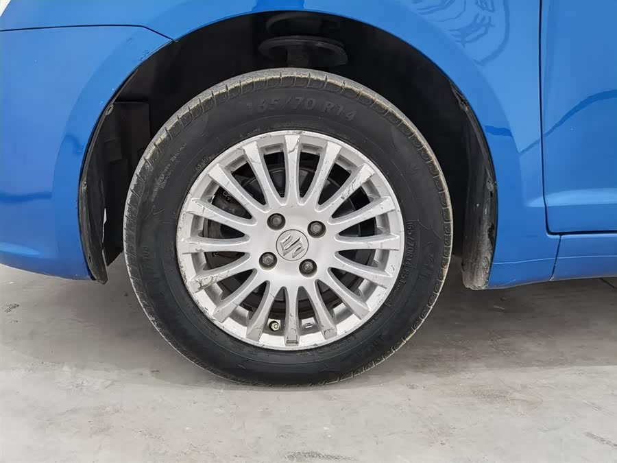 铃木 雨燕 2015 汽车图片 #18