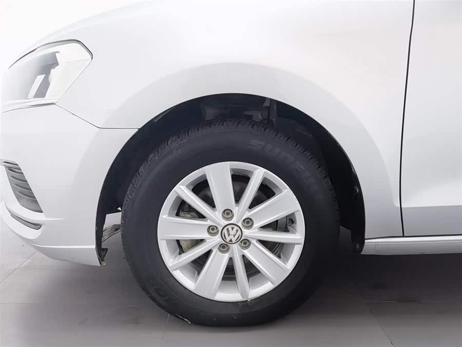 Volkswagen Jetta 2019 immagine di auto #18