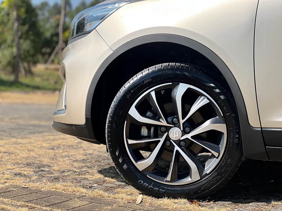 GEELY Emgrand GS 2021 car image #18