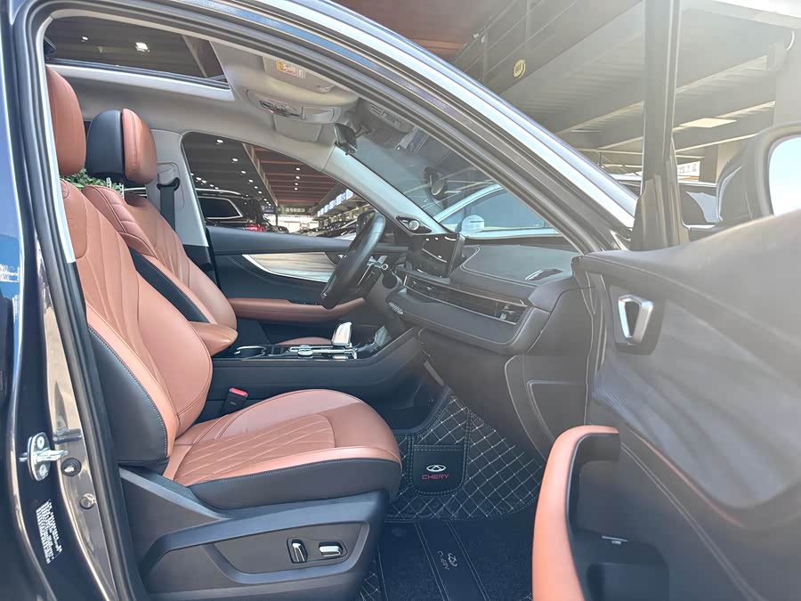 Chery Tiggo 8 Plus 2022 image de voiture #18