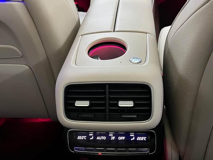 Mercedes-Benz GLS Class 2022 car image #18