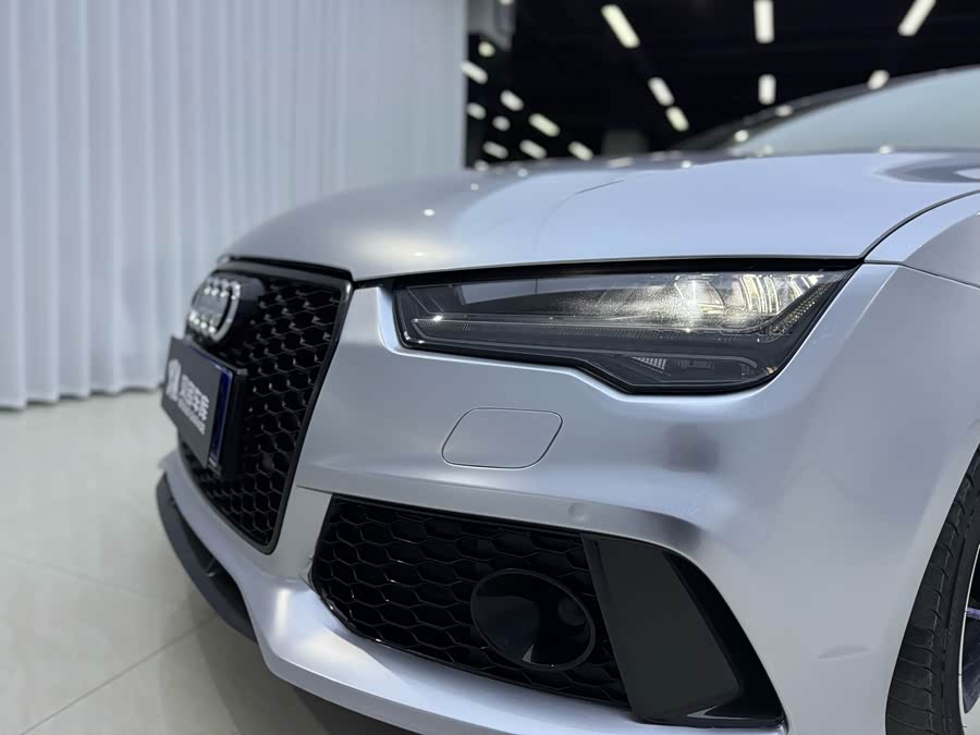 Audi RS 7 2020 car image #18