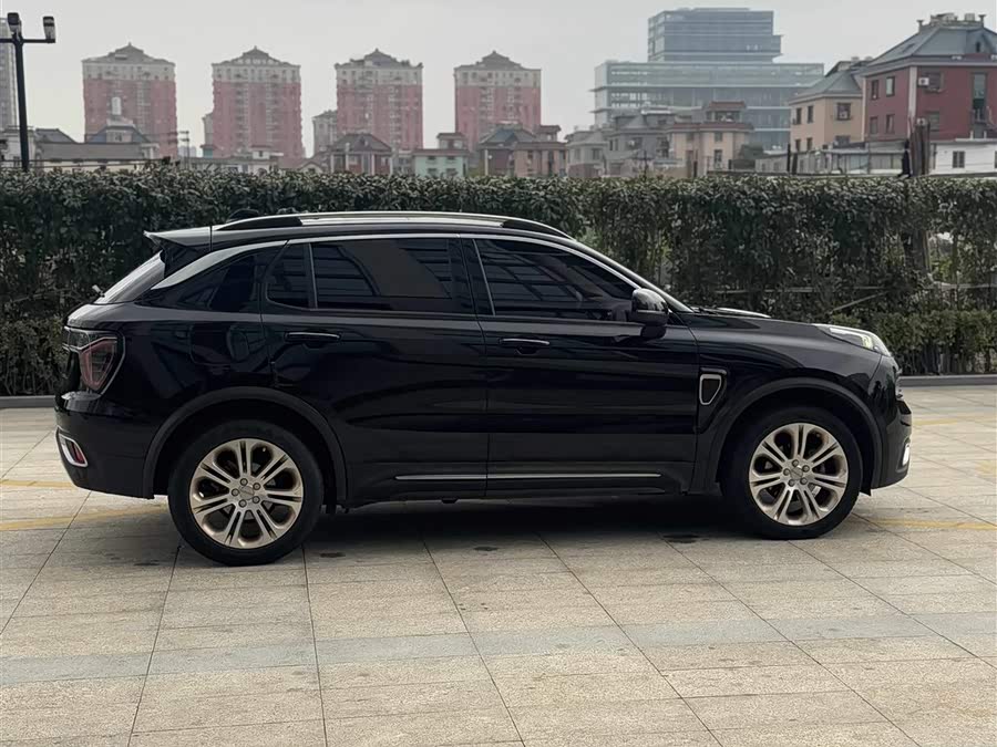 Lynk & Co 01 2018 #18 Lynk & Co 01 2018 image de voiture #18