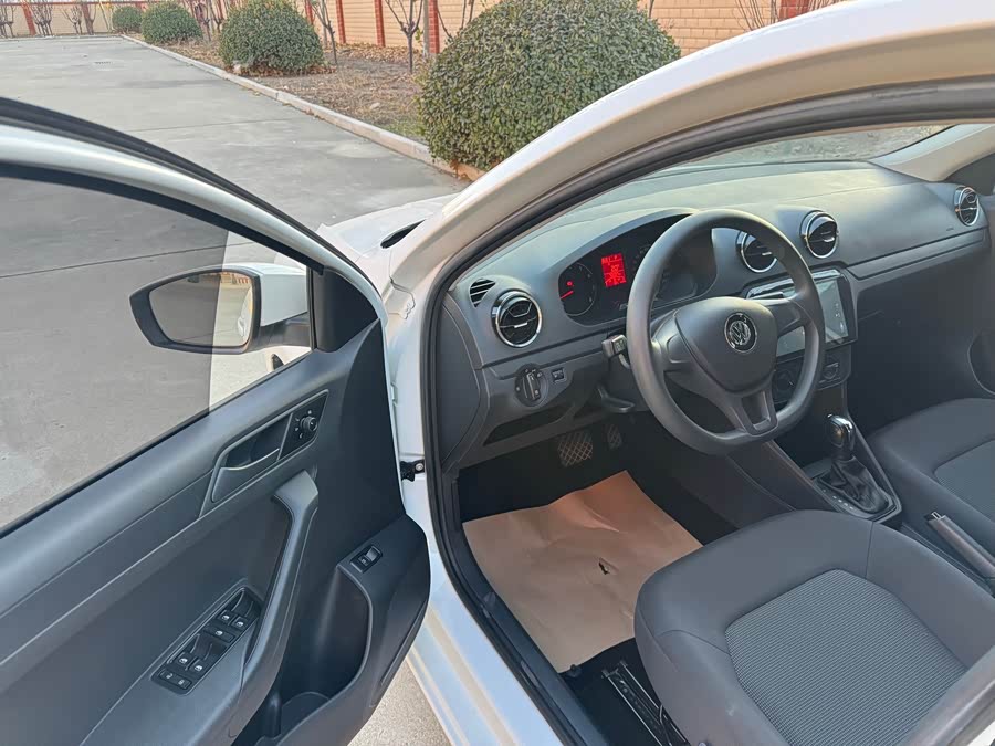 Jetta Jetta 2019 car image #18