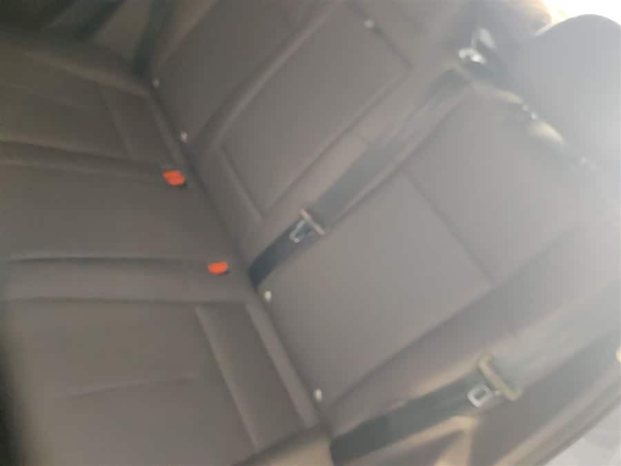 零跑汽车 零跑B01 2025 汽车图片 #18