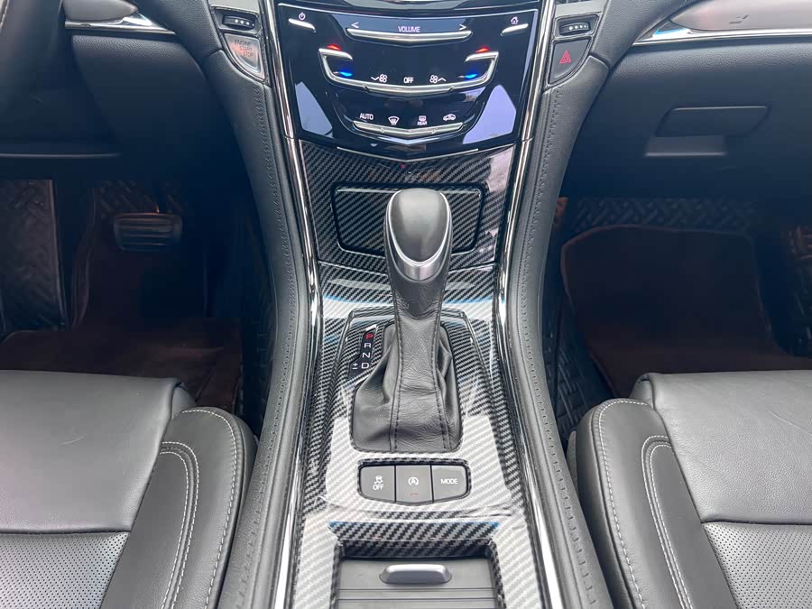 2018 #18 2018 car image #18