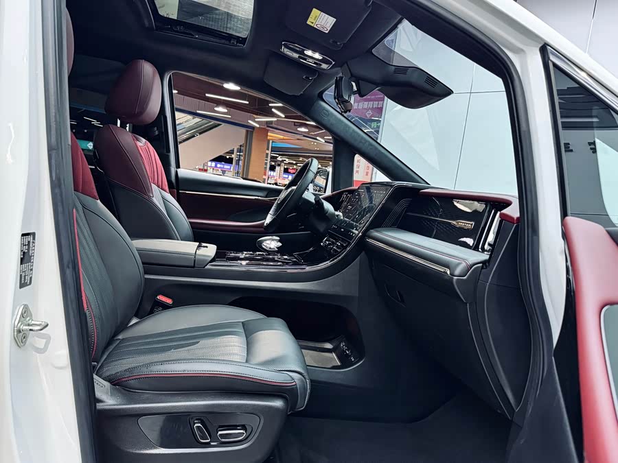 GAC Trumpchi GS5 2019 car image #18