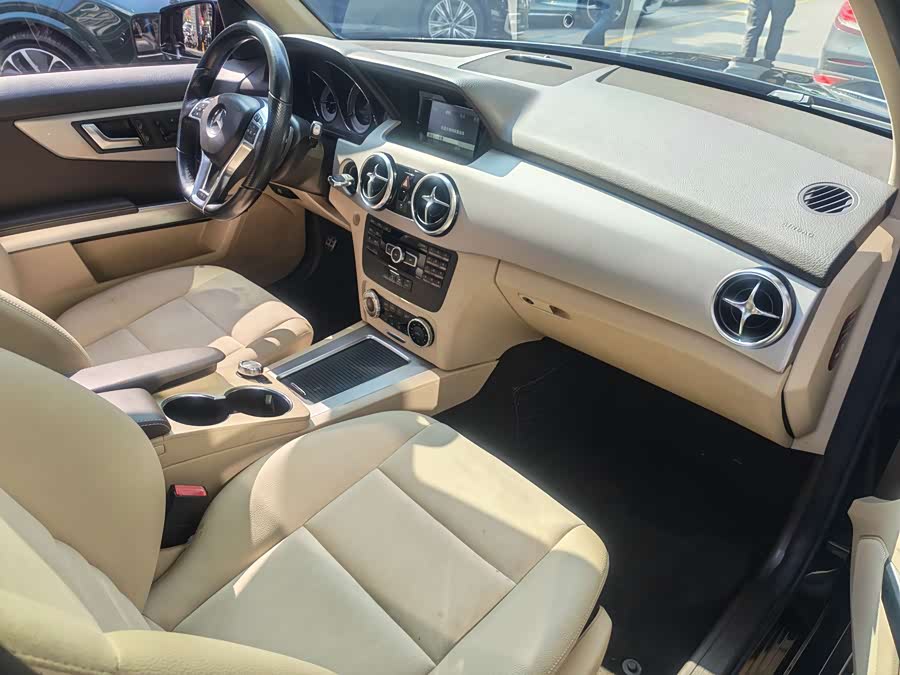 Mercedes-Benz GLK Class 2015 immagine di auto #18