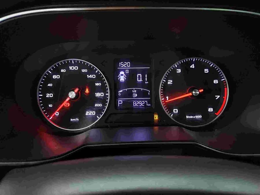 Roewe RX3 2018 изображение автомобиля #18