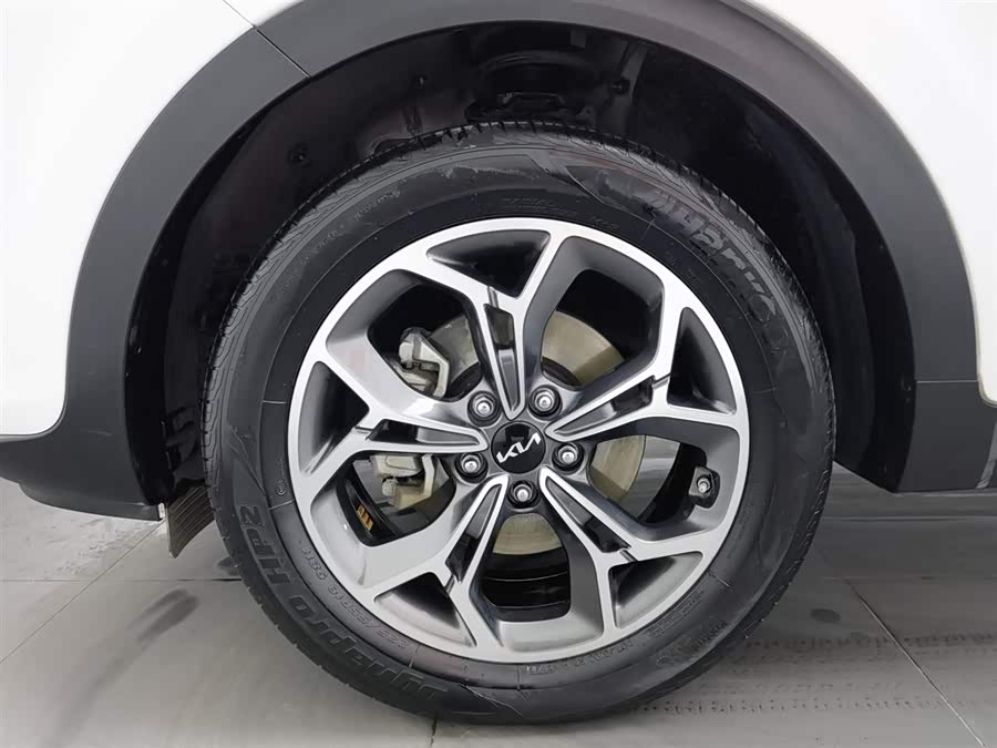 Kia KX5 2022 immagine di auto #18