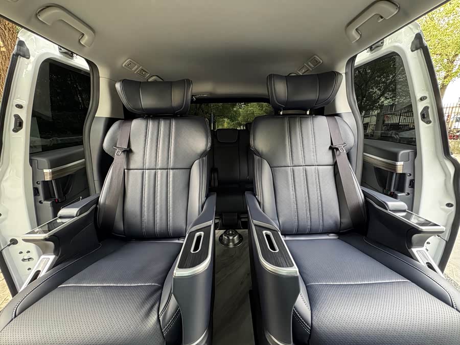 GAC Trumpchi M8 2024 car image #18