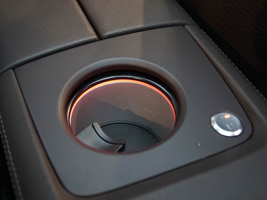 Mercedes-Benz GLS Class 2022 immagine di auto #18