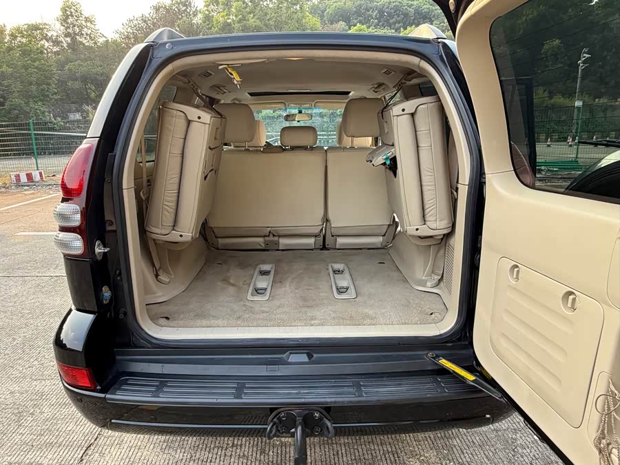 Toyota Prado (Imported) 2005 car image #18