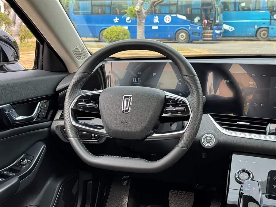 奔腾 奔腾B70 2023 汽车图片 #18