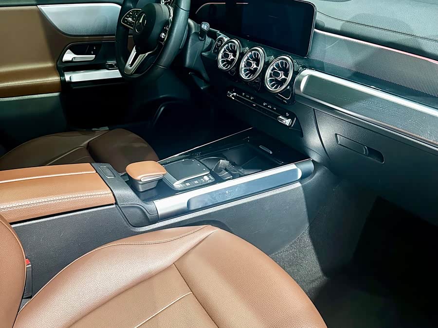 Mercedes-Benz GLB Class 2022 #18 Mercedes-Benz GLB Class 2022 immagine di auto #18