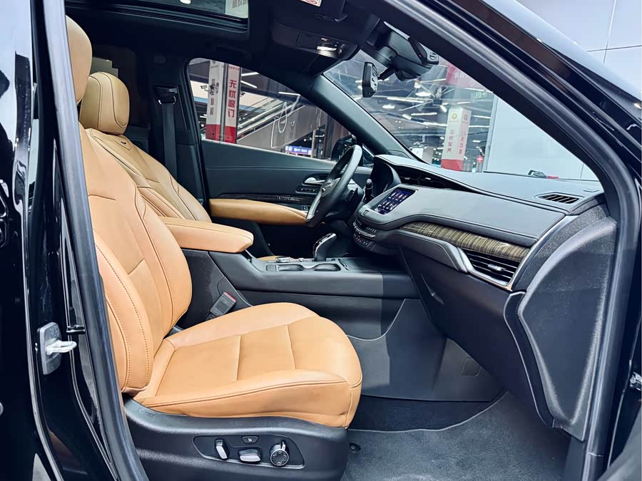 2023 car image #18
