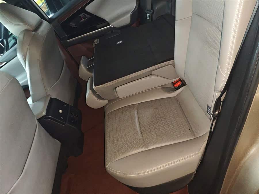 Toyota bZ4X 2022 immagine di auto #18