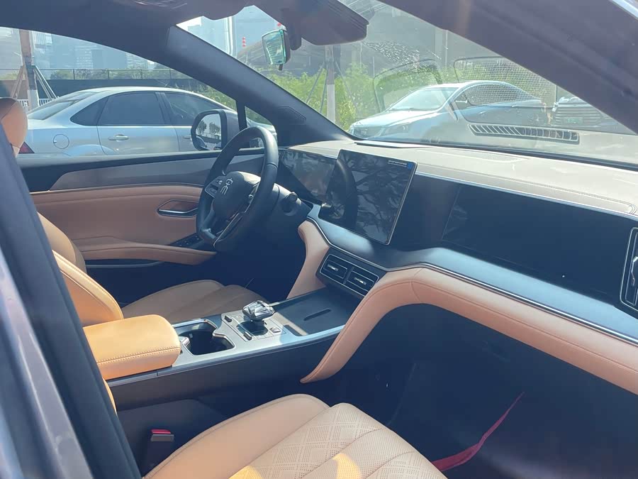 BYD SongL DM-i 2024 car image #18