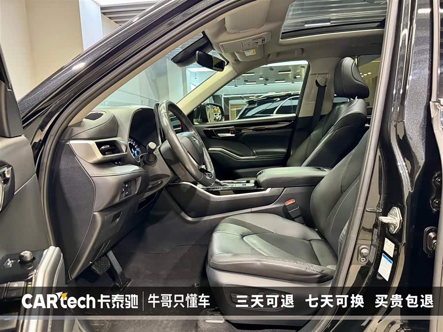 Toyota Highlander 2021 car image #18