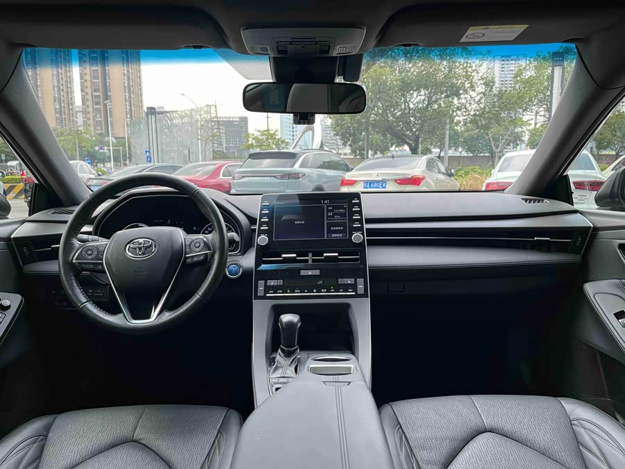 Toyota Avalon 2020 car image #18