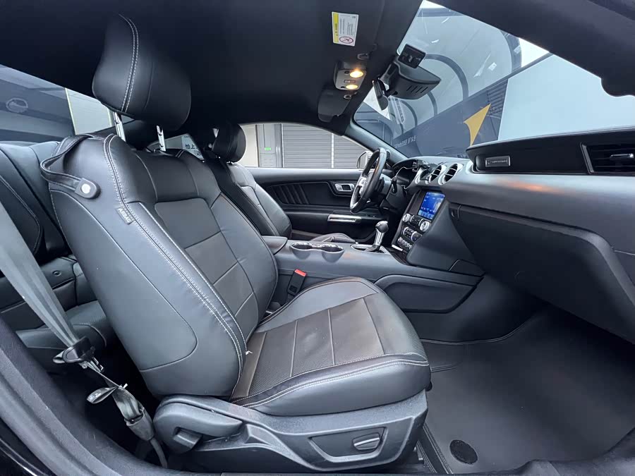 Ford Mustang 2023 car image #18