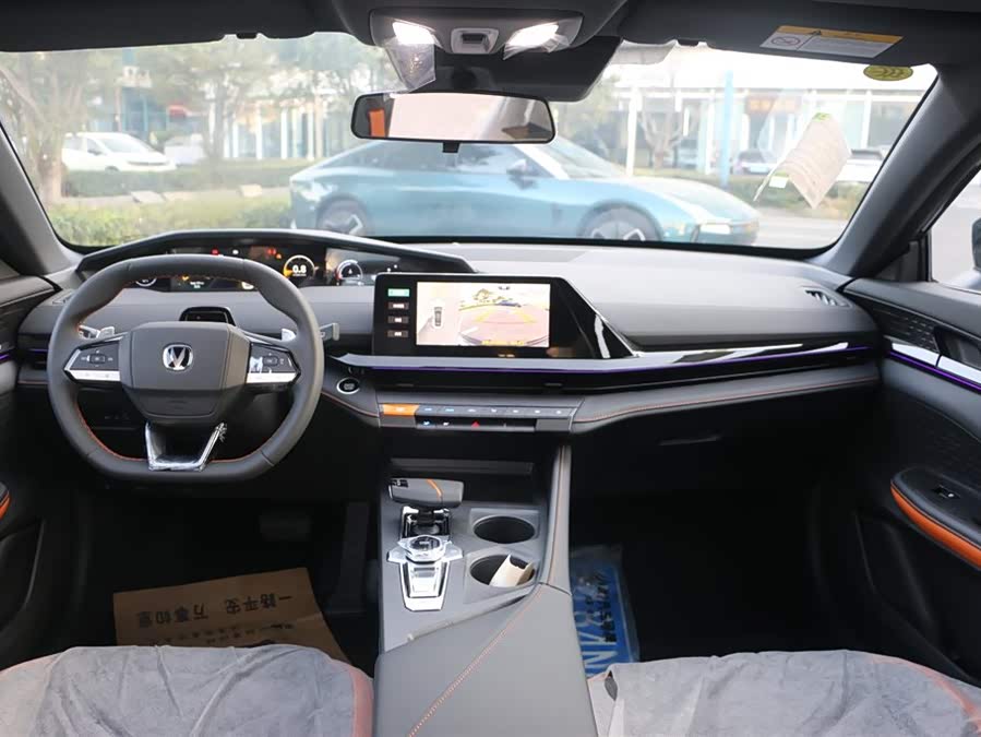 Changan UNI-V 2025 #18 Changan UNI-V 2025 immagine di auto #18