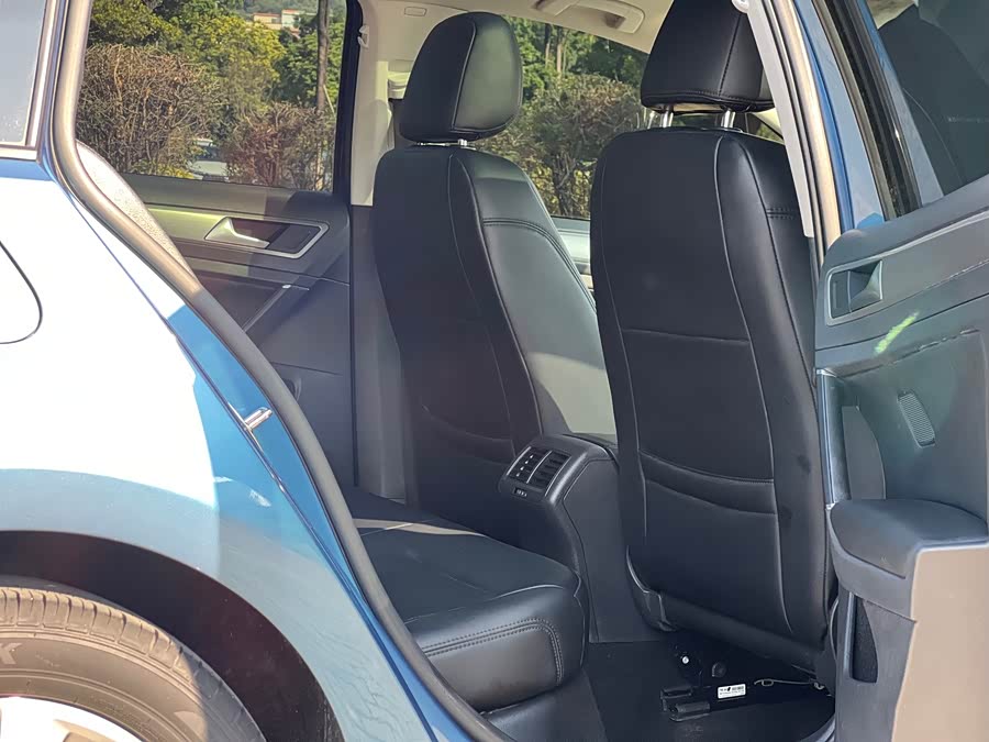 Volkswagen Golf (Imported) 2016 imagem de carro #18