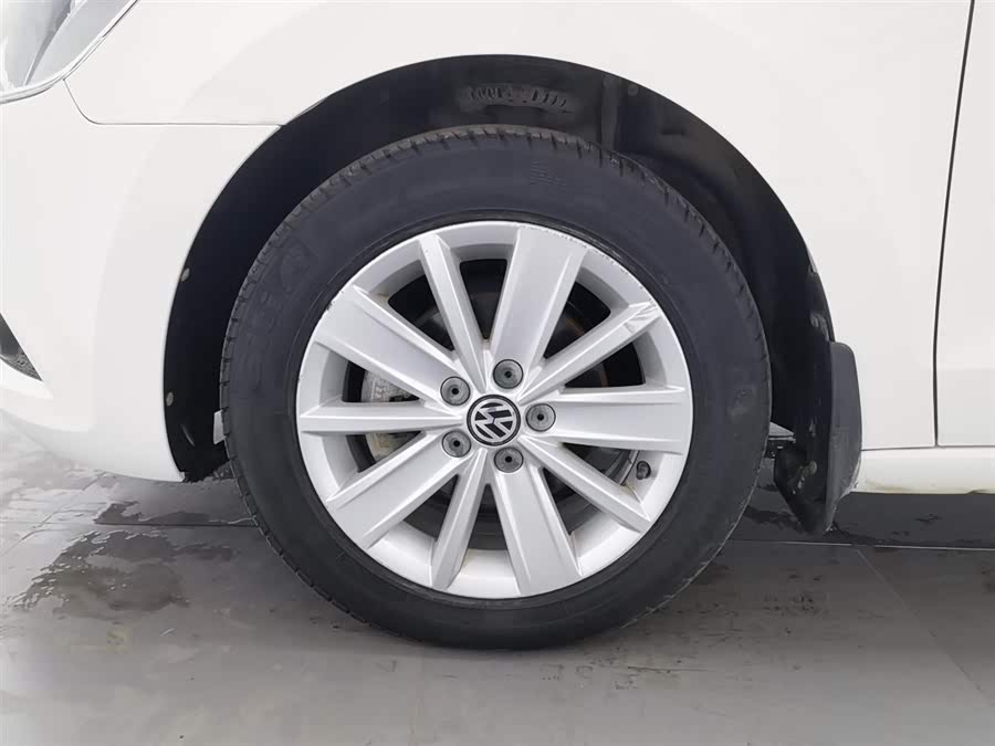 Volkswagen Jetta 2015 immagine di auto #18