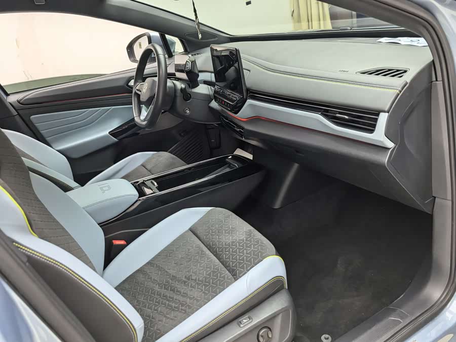 Volkswagen ID.4 X 2021 immagine di auto #18