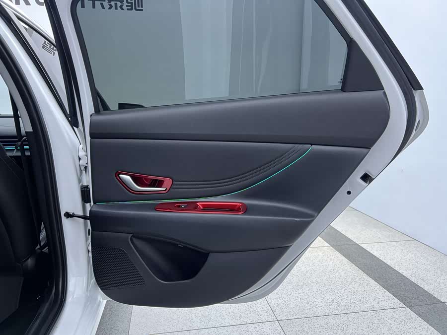 Hyundai Elantra 2022 car image #18
