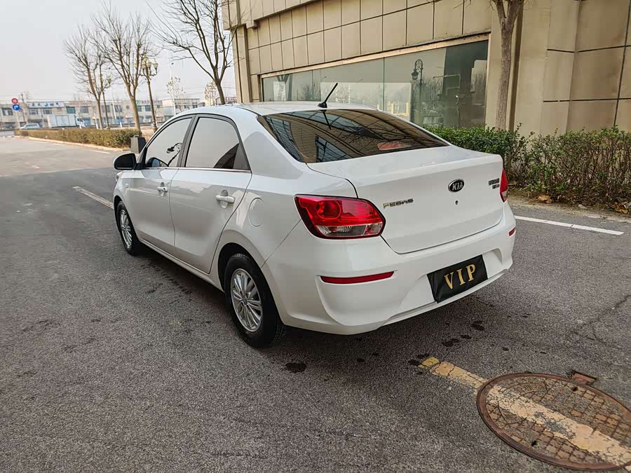 起亚 焕驰 2018 汽车图片 #18