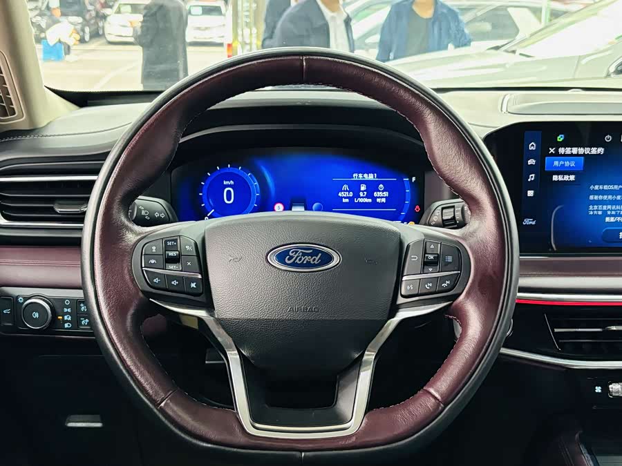 Ford Explorer 2024 car image #18