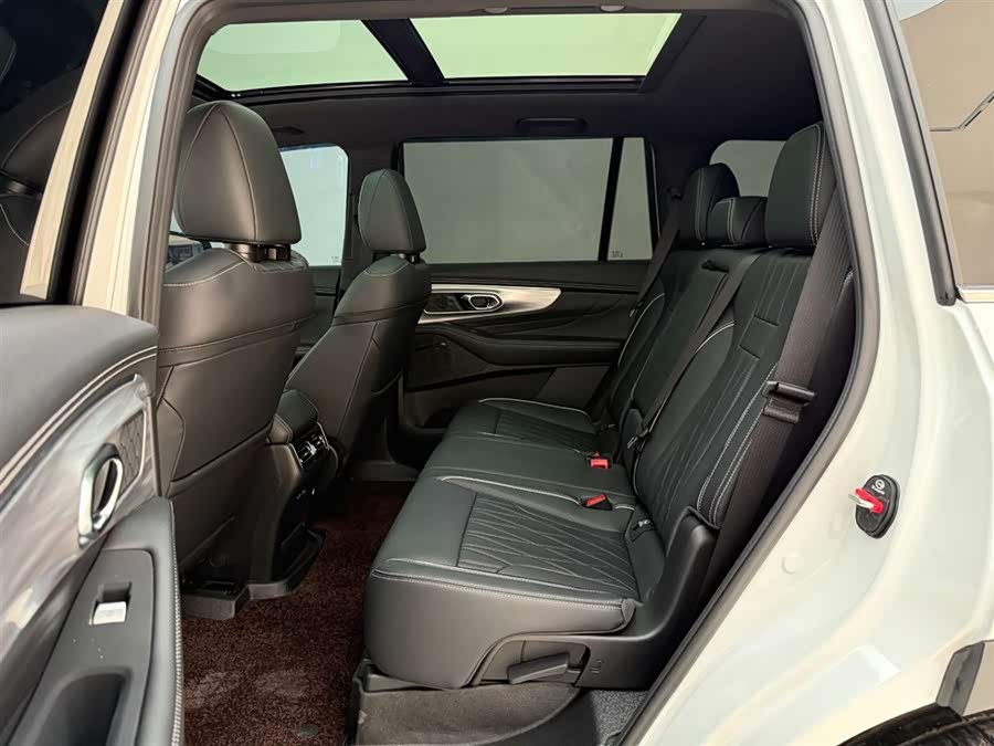 GAC Trumpchi GS8 2025 #18 GAC Trumpchi GS8 2025 car image #18