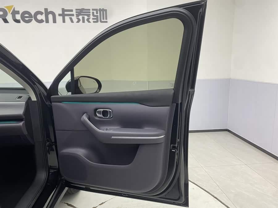 Leapmotor C16 2024 car image #18