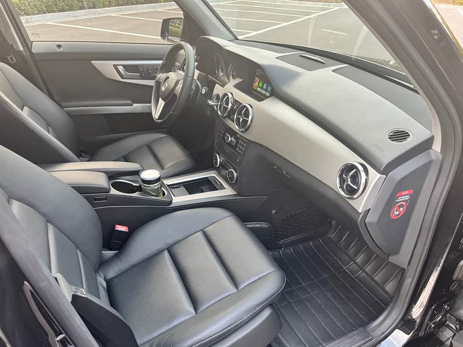 Mercedes-Benz GLK Class 2014 car image #18