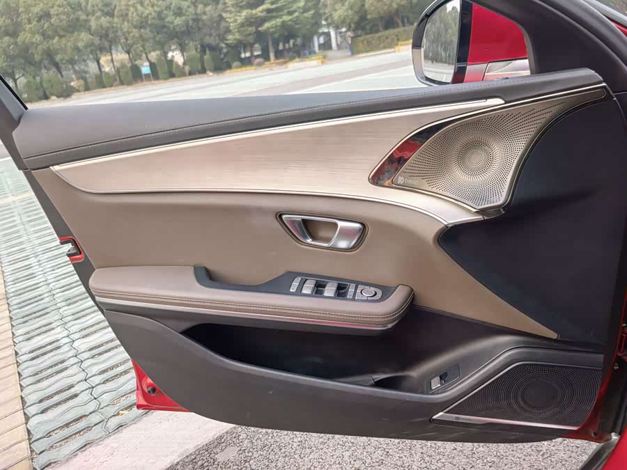 BYD Han 2022 #18 BYD Han 2022 car image #18