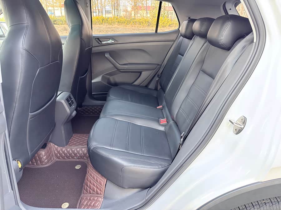 Volkswagen T-Cross 2020 car image #18
