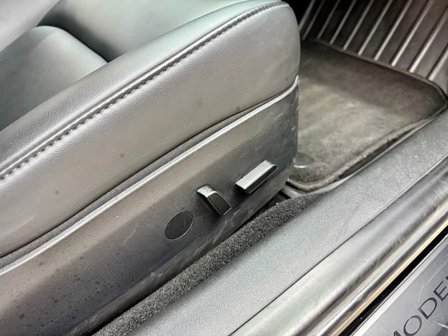 Tesla Model 3 2021 car image #18